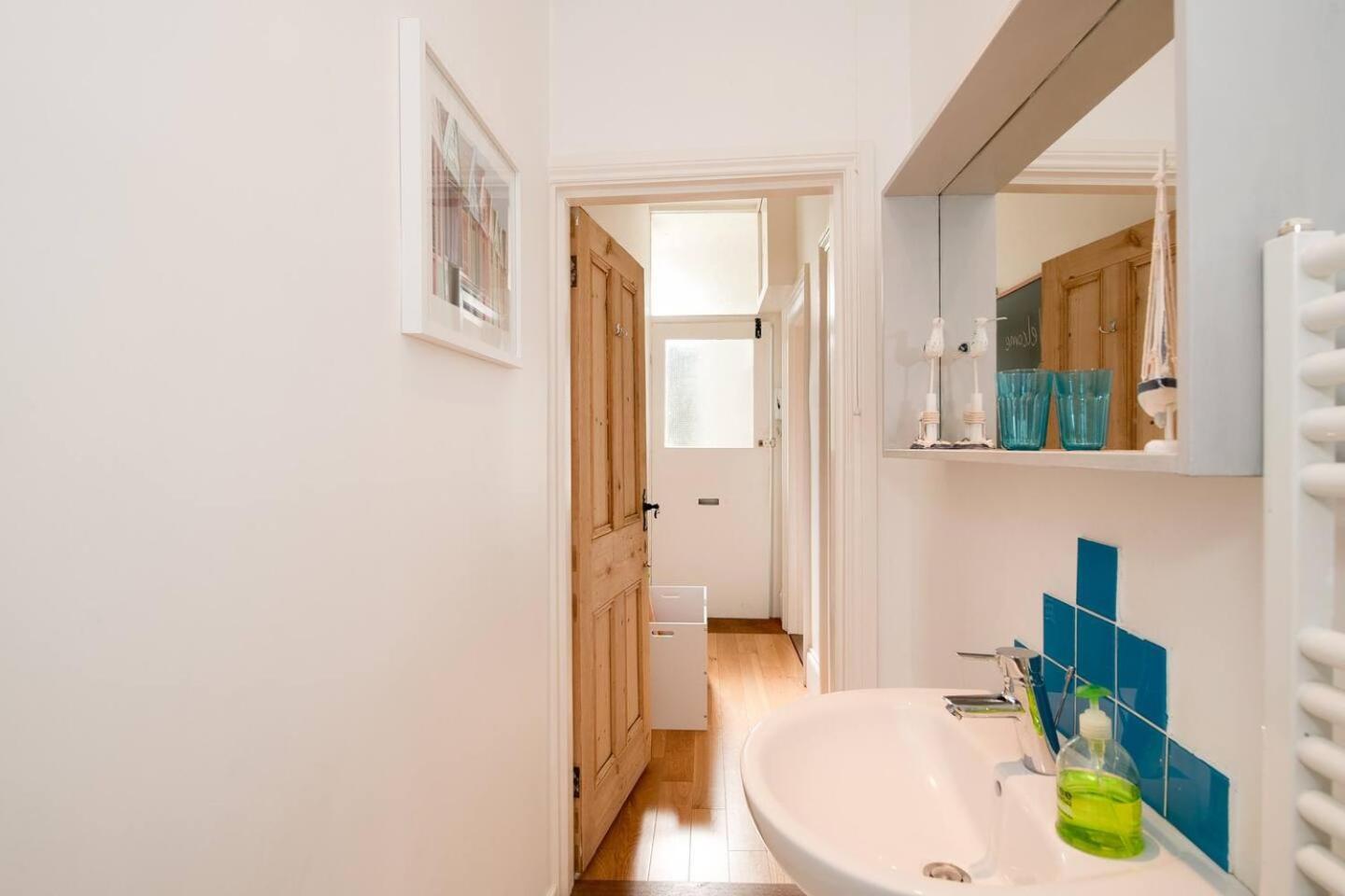 פורטסמות' Family Friendly Flat Just Minutes From The Beach! מראה חיצוני תמונה
